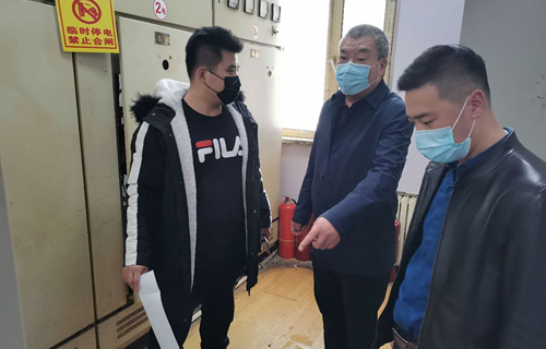 疫情当前，舍我其谁 ——中文成人网
平阳部总务科科长王振江