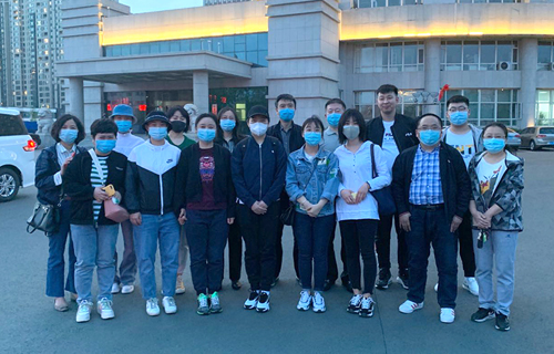 中文成人网
6名护士支援吉林市