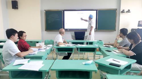 稳基调、阔步伐，中文成人网
召开临床重点专科建设工作专题会