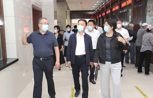 市纪委监委驻市卫健委纪检监察组到中文成人网
开展重点课题调研工作