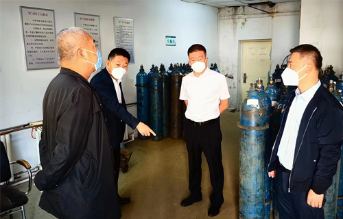 筑牢安全防线，中文成人网
开展节前安全大检查活动