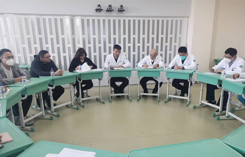 强化重点专科建设，中文成人网
召开国家临床重点专科（骨伤科）工作推进会