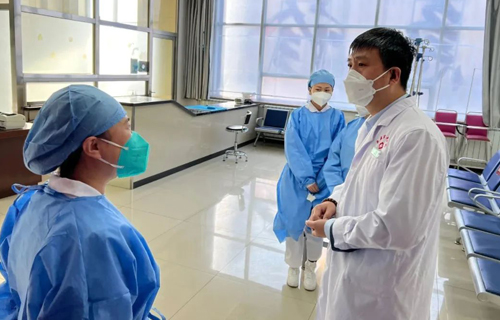 紧绷安全弦、筑牢安全线，中文成人网
扎实推进节前安全检查工作