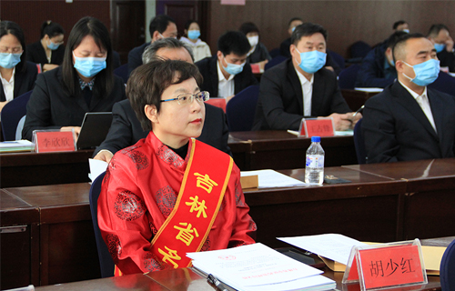 中文成人网
：为全省中医药事业发展贡献力量