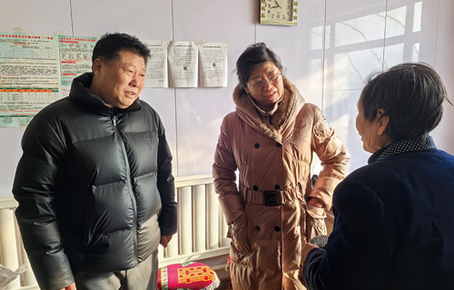 迎新年 送温暖，中文成人网
开展节前走访慰问活动